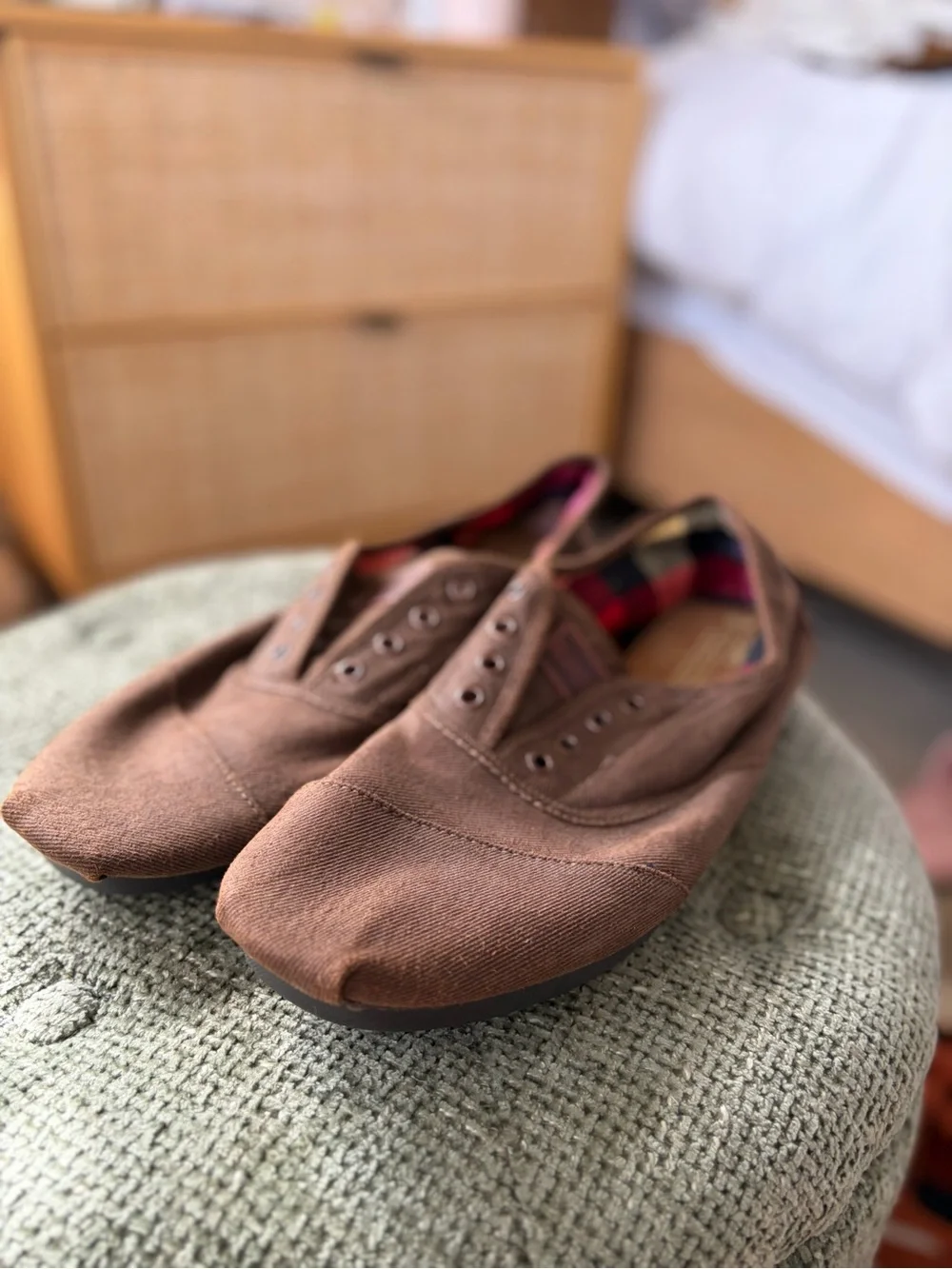 Toms Men’s loafers. Never worn.